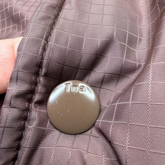 Aritzia TNA Coaches Long Jacket in Ripstop Twill Fabric Brown  - Picture 6 of 16